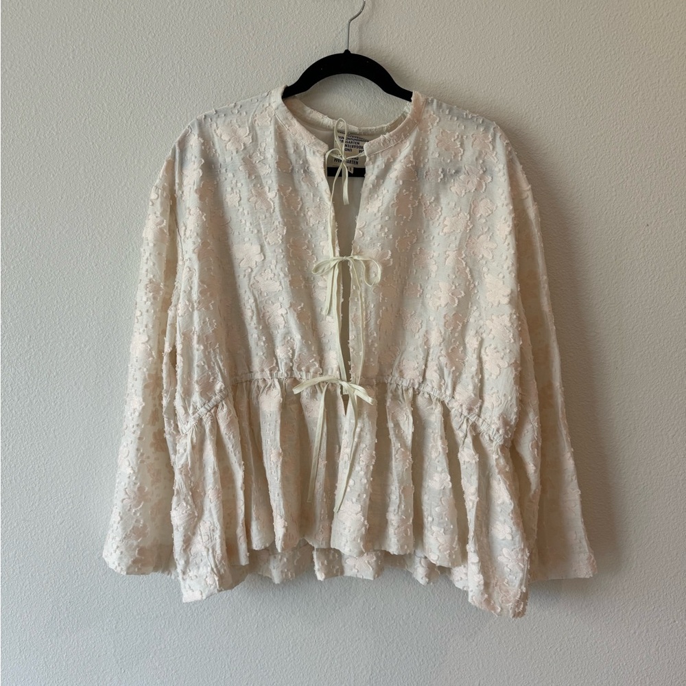 Baum und Pferdgarten ~ size large new with tags, mellow texture tie front - Picture 9 of 11